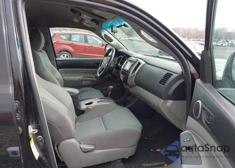 2015 Toyota Tacoma Base V6 из США, поврежденный, VIN 3TMLU4EN3FM178794